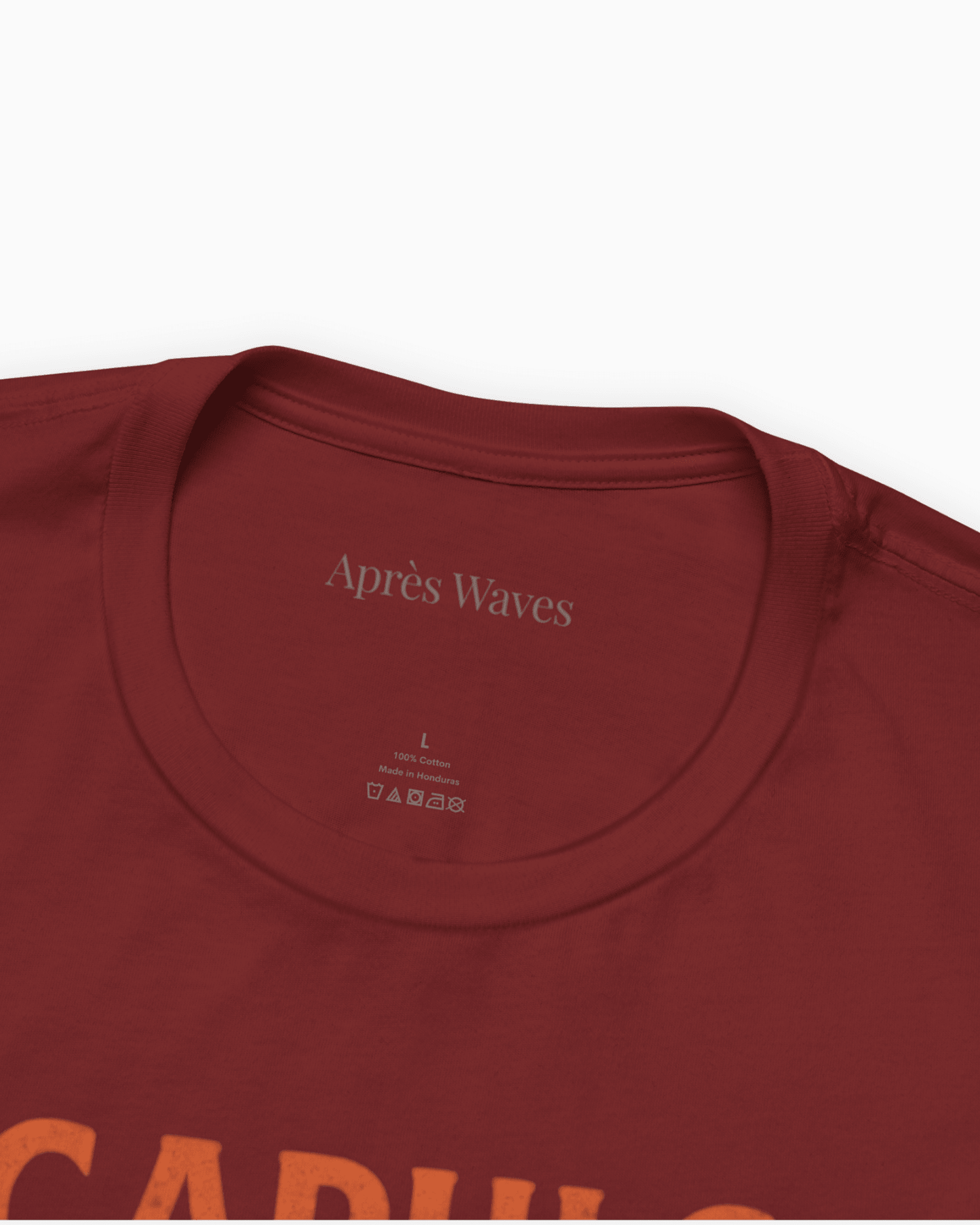 Swanning Around Crimson S graphic t-shirt - Après Waves