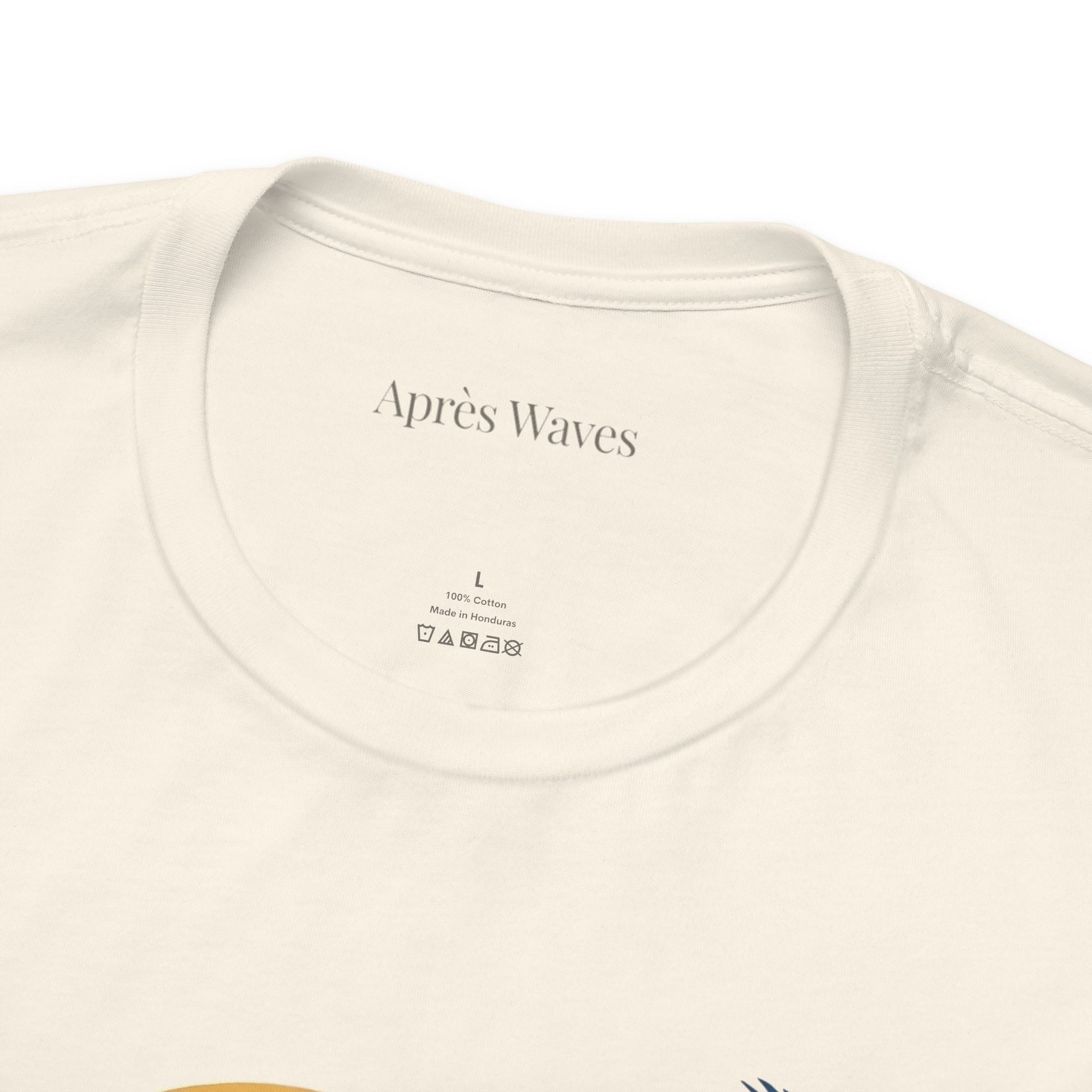 Life in Blue Ecru S graphic t-shirt - Après Waves