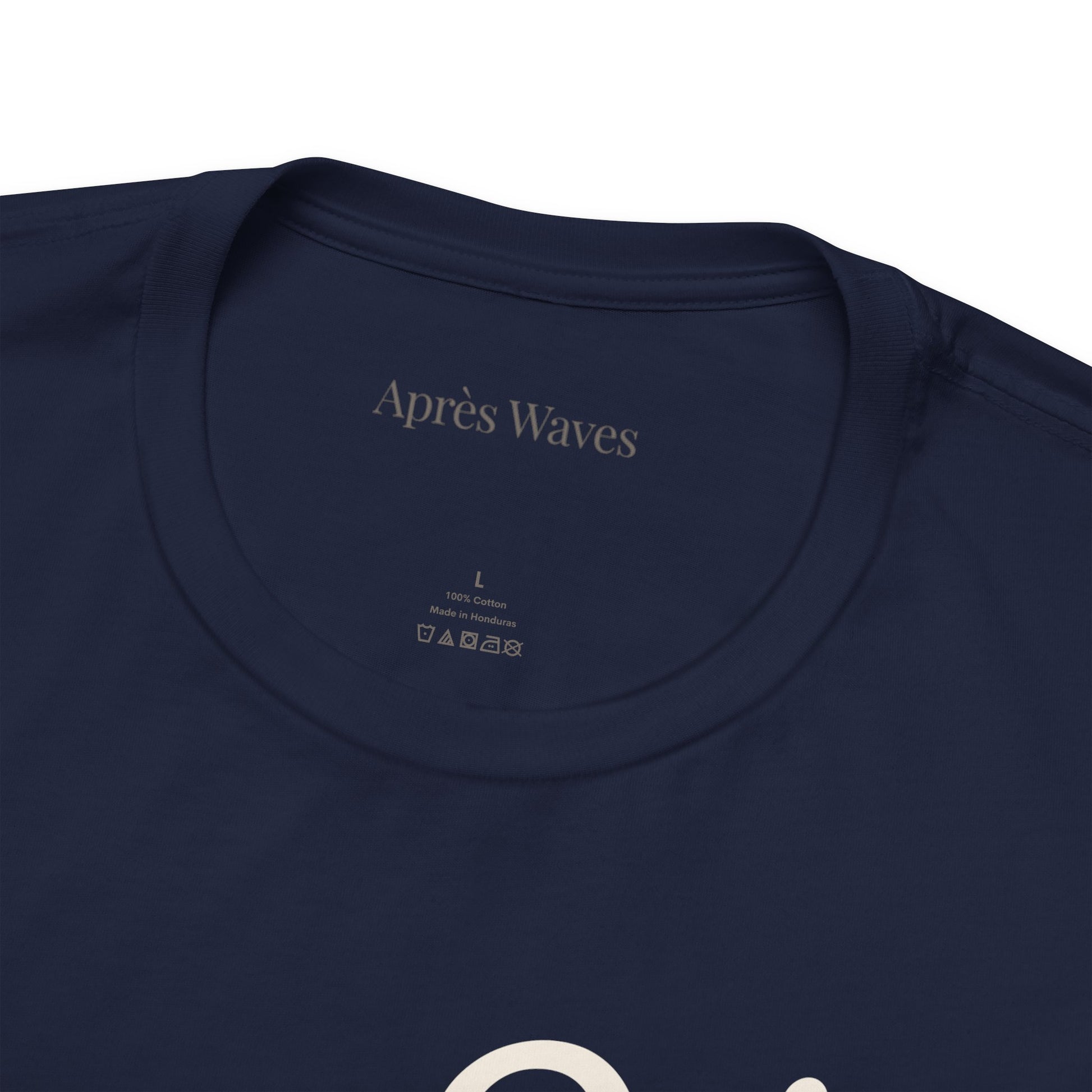 River Drive Navy S graphic t-shirt - Après Waves