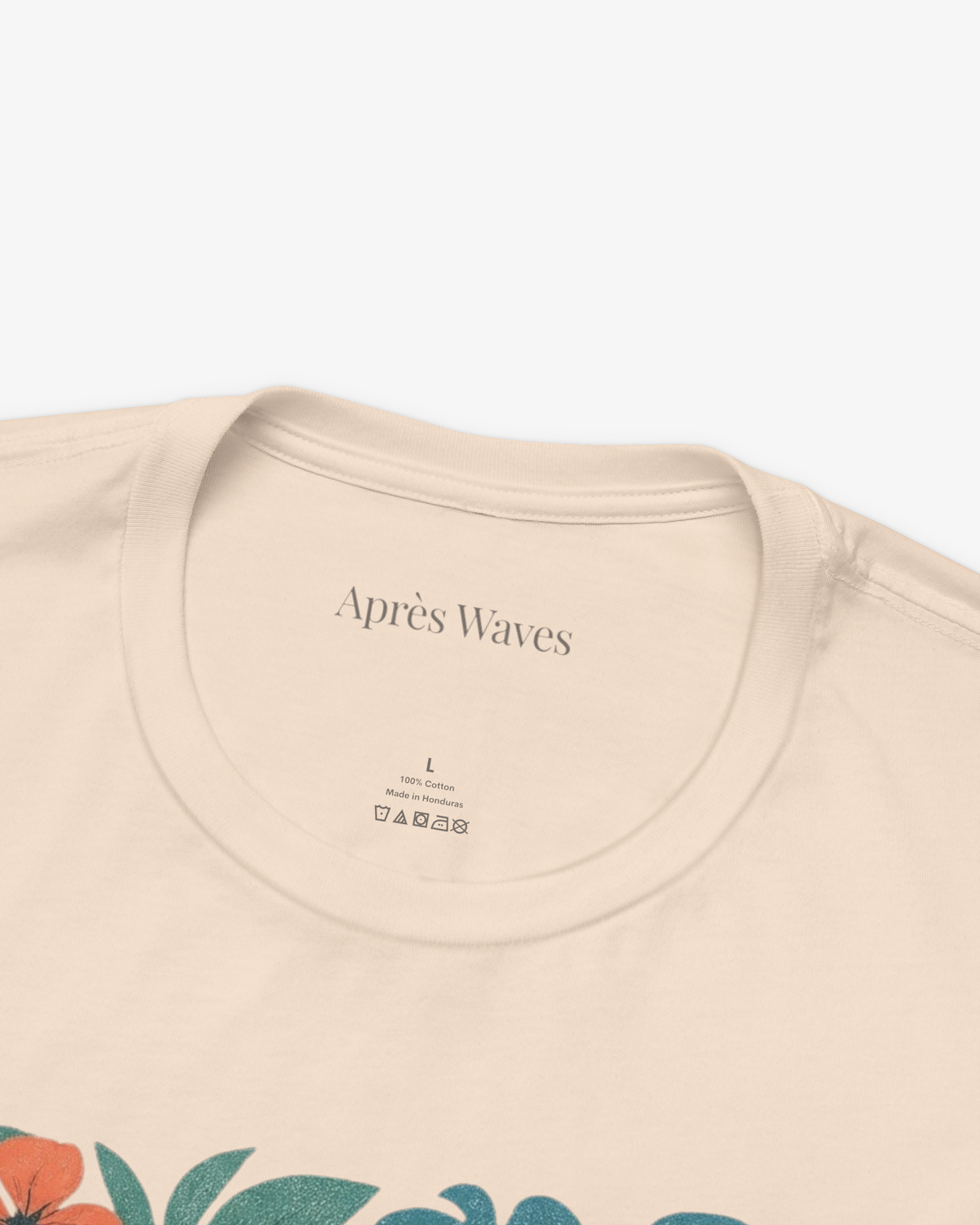 Garden Godiva Soft Cream tee collar detail - Après Waves
