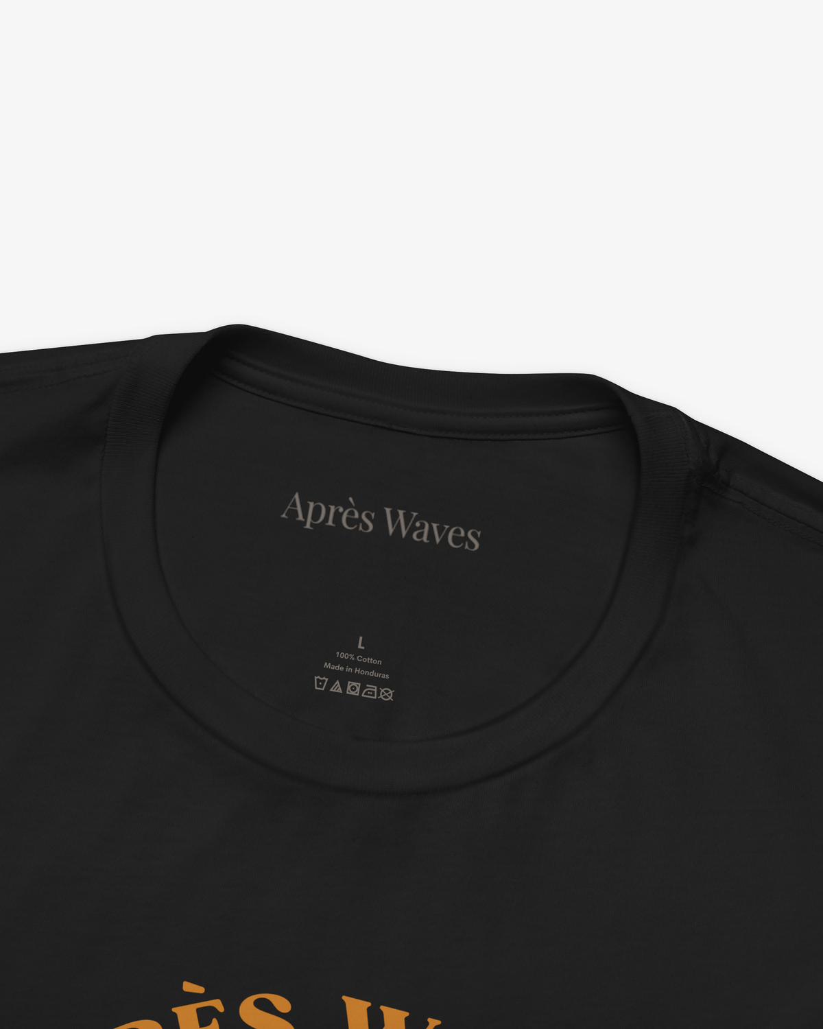 Seventies Style Black tee collar detail - Après Waves