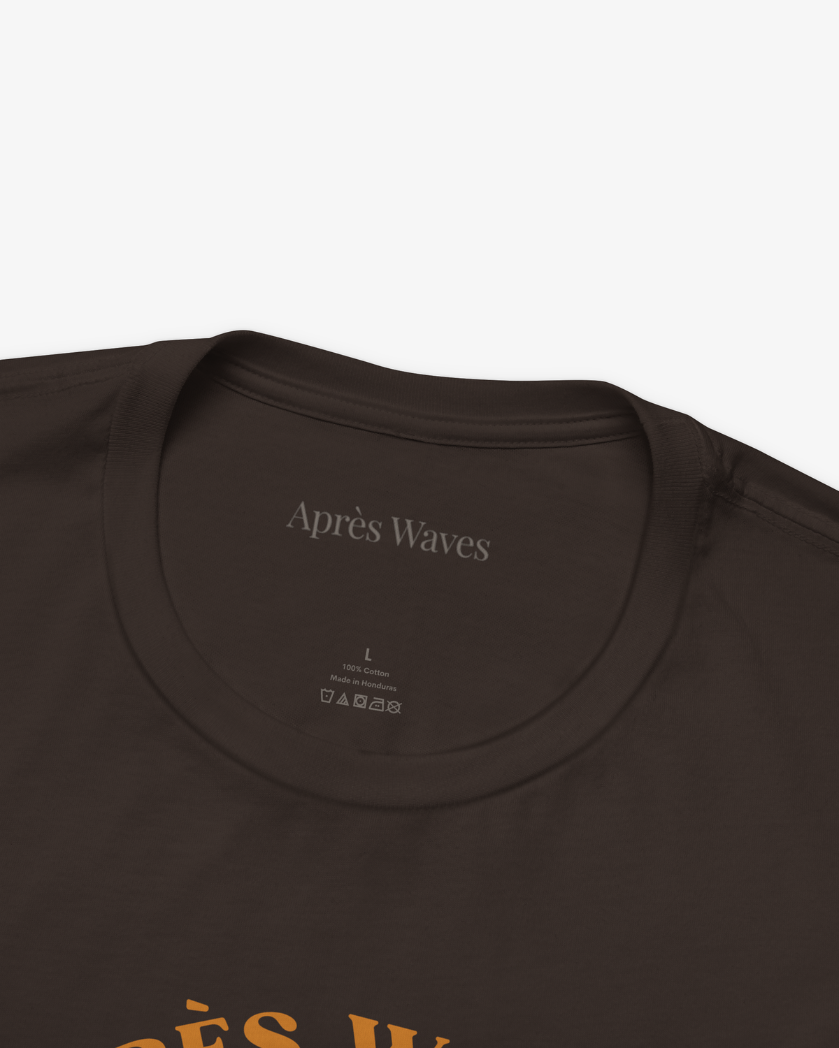 Seventies Style Brown tee collar detail - Après Waves