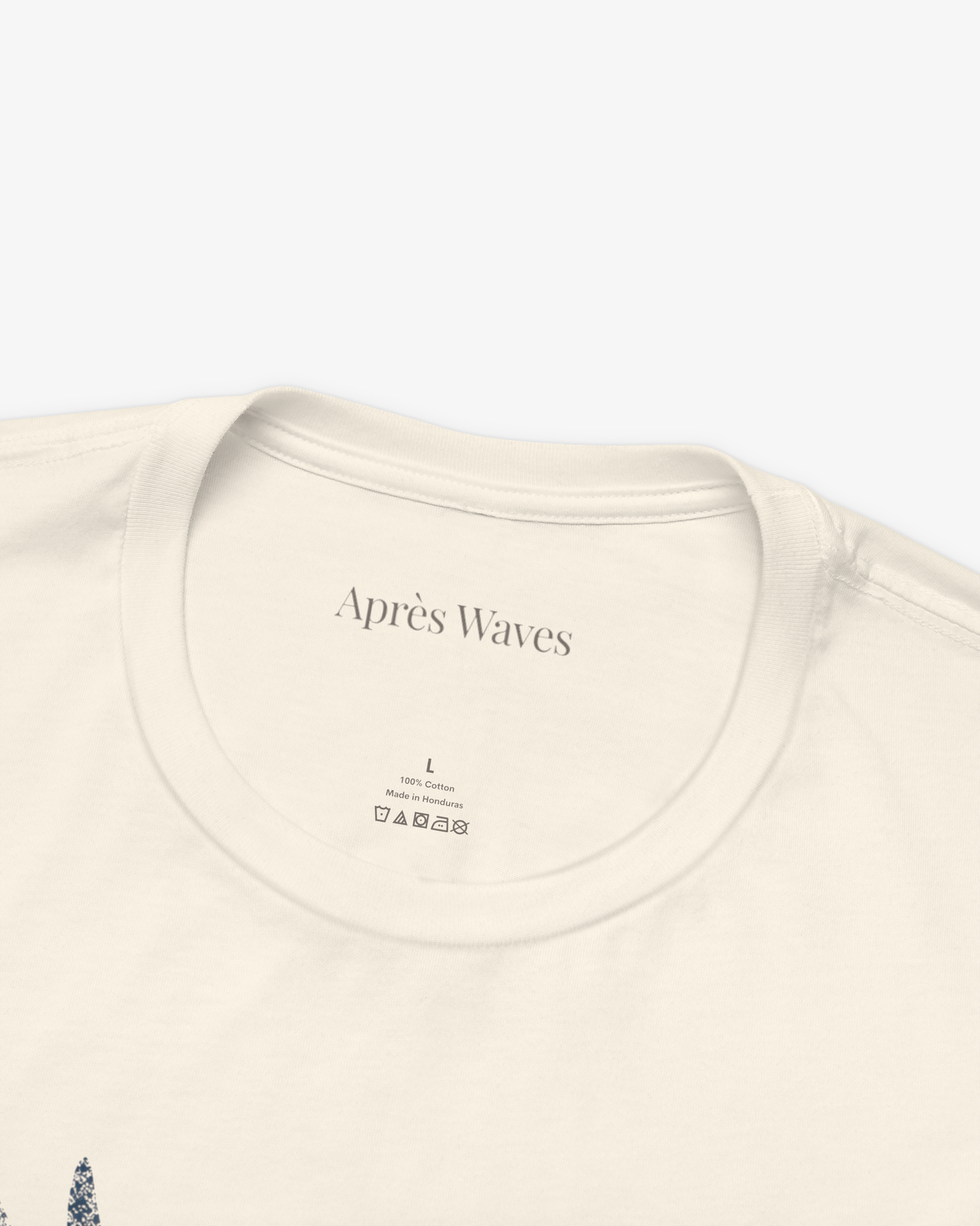 Soaring Ecru tee collar detail - Après Waves
