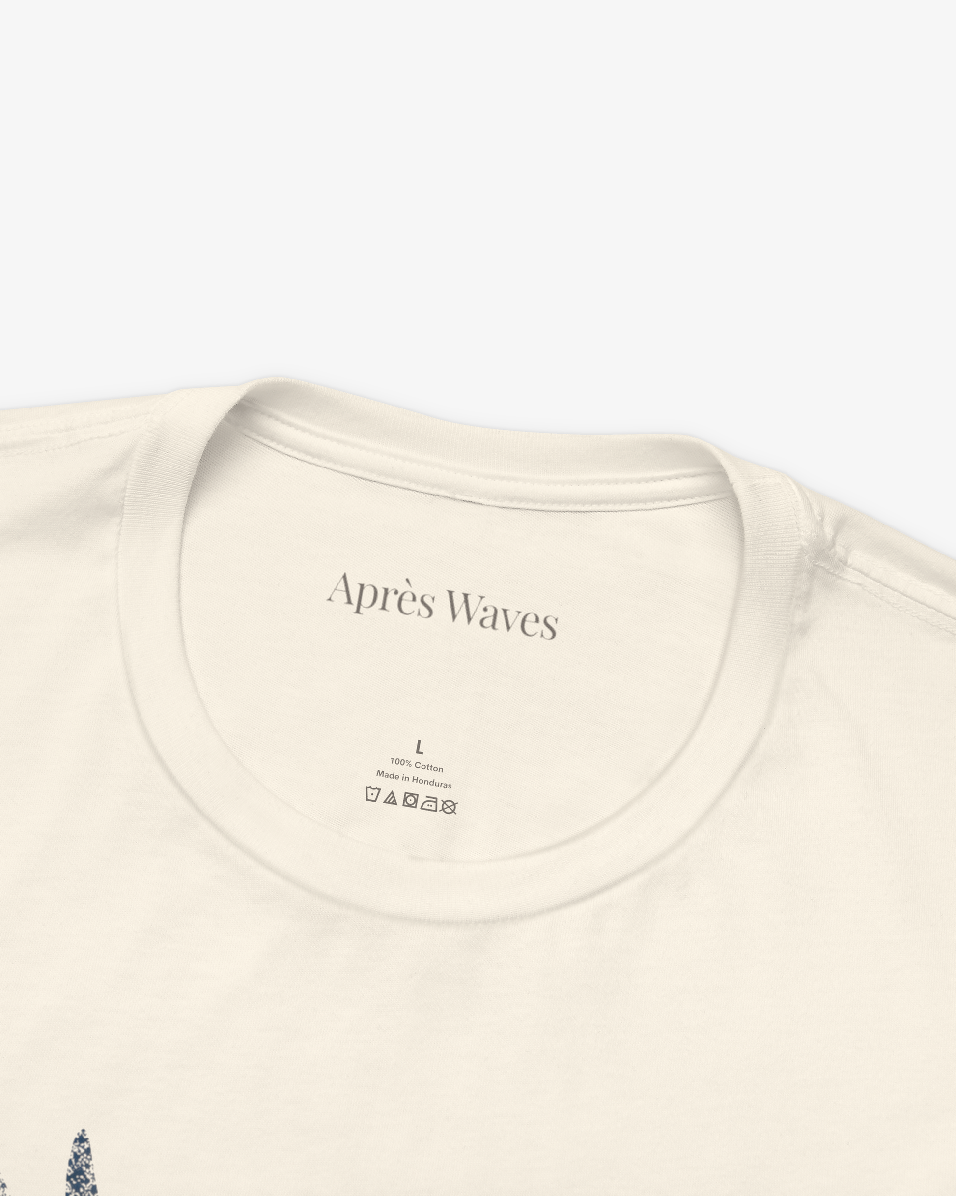 Soaring Ecru tee collar detail - Après Waves