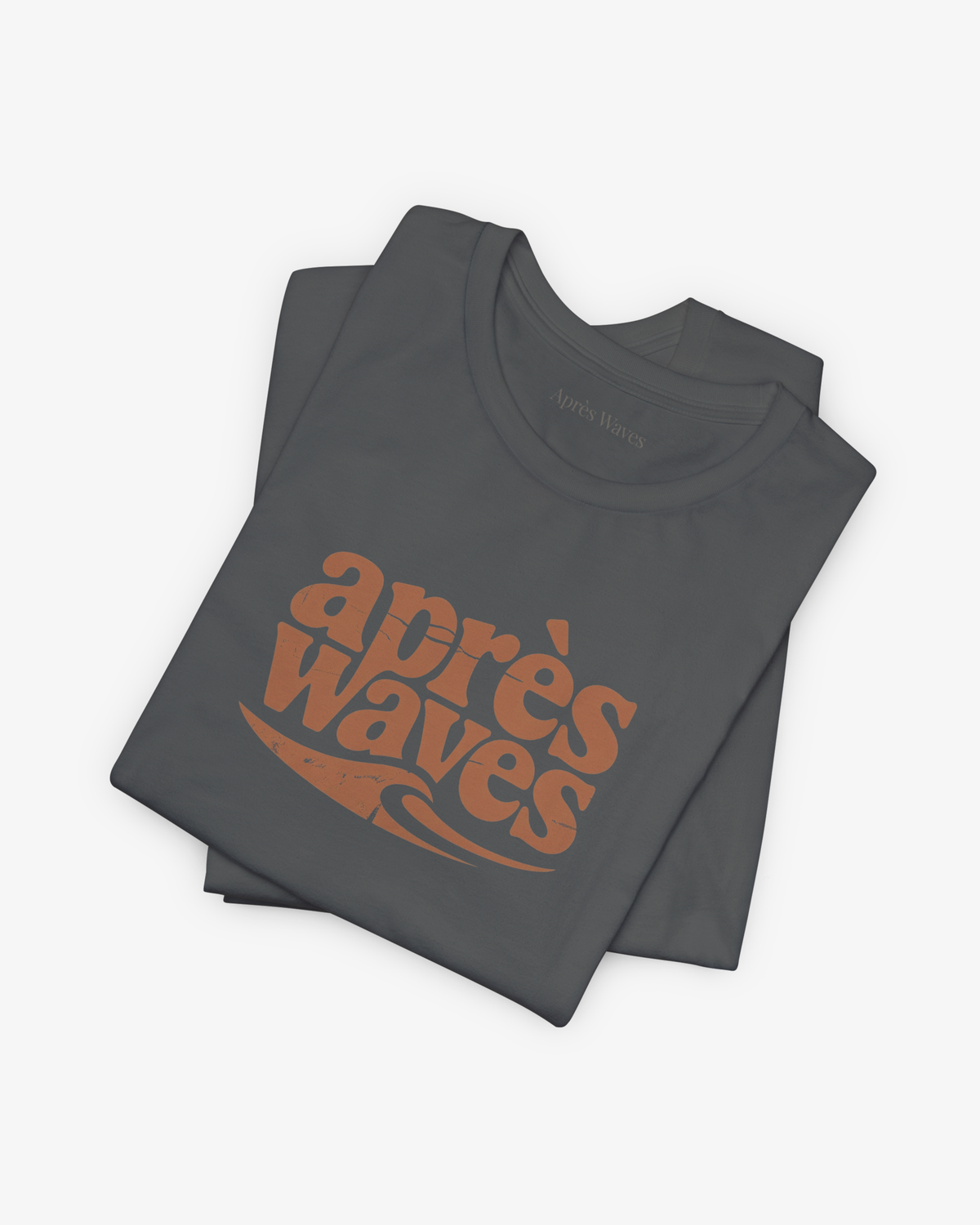 Retro Logo Asphalt folded graphic tee - Après Waves