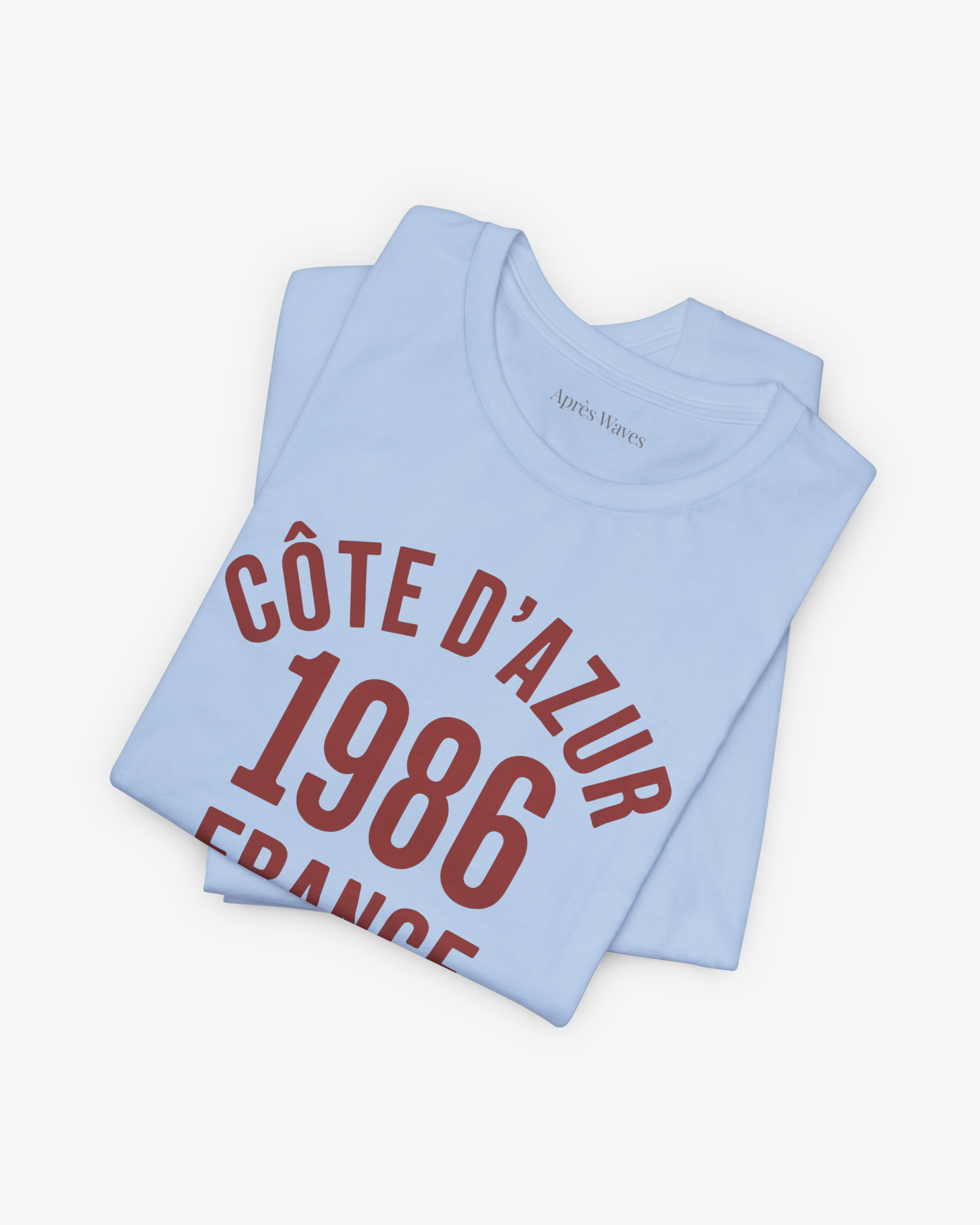 Varsity 1986 Baby Blue folded graphic tee - Après Waves