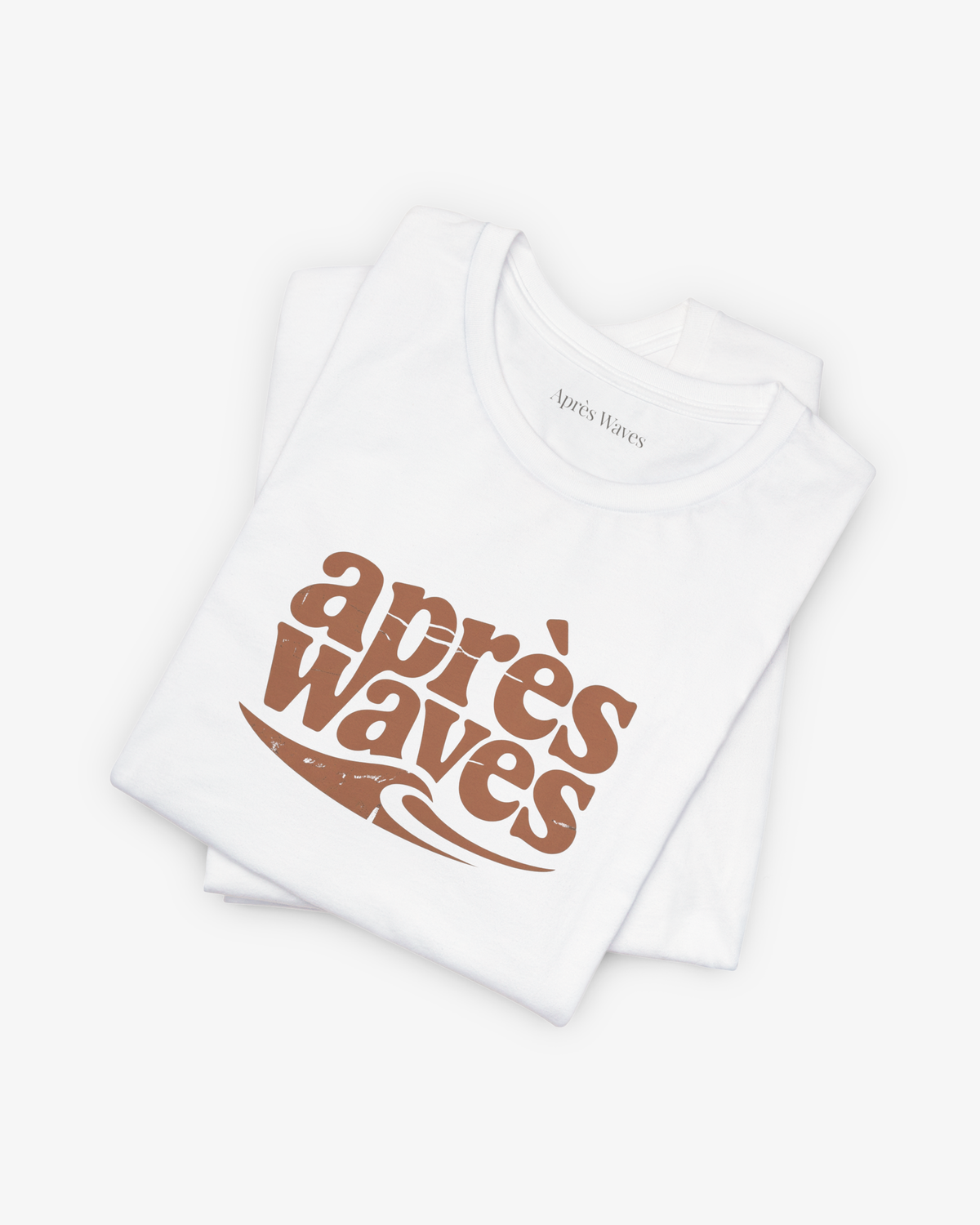 Retro Logo White folded graphic tee - Après Waves