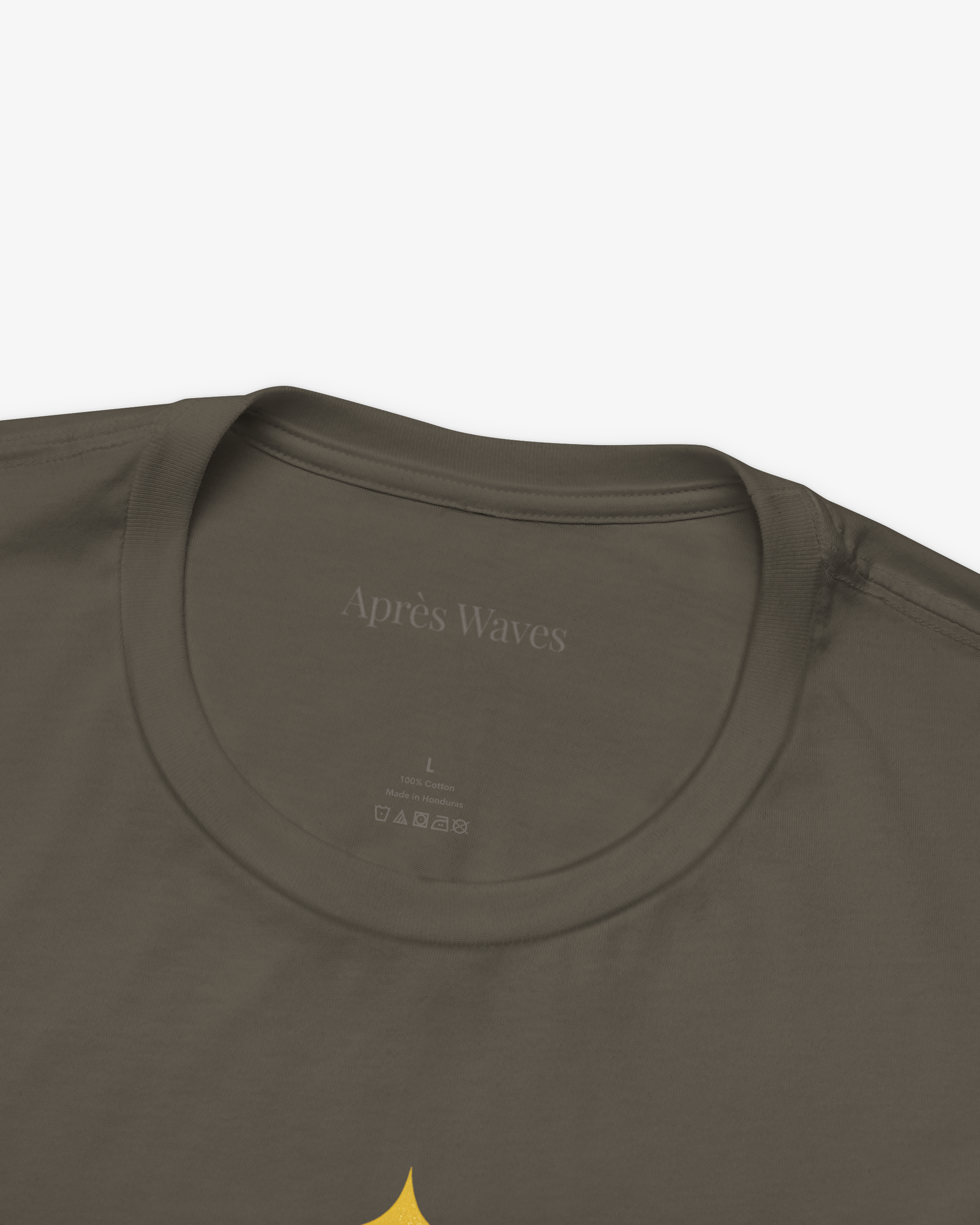 Dreamer Army tee collar detail - Après Waves