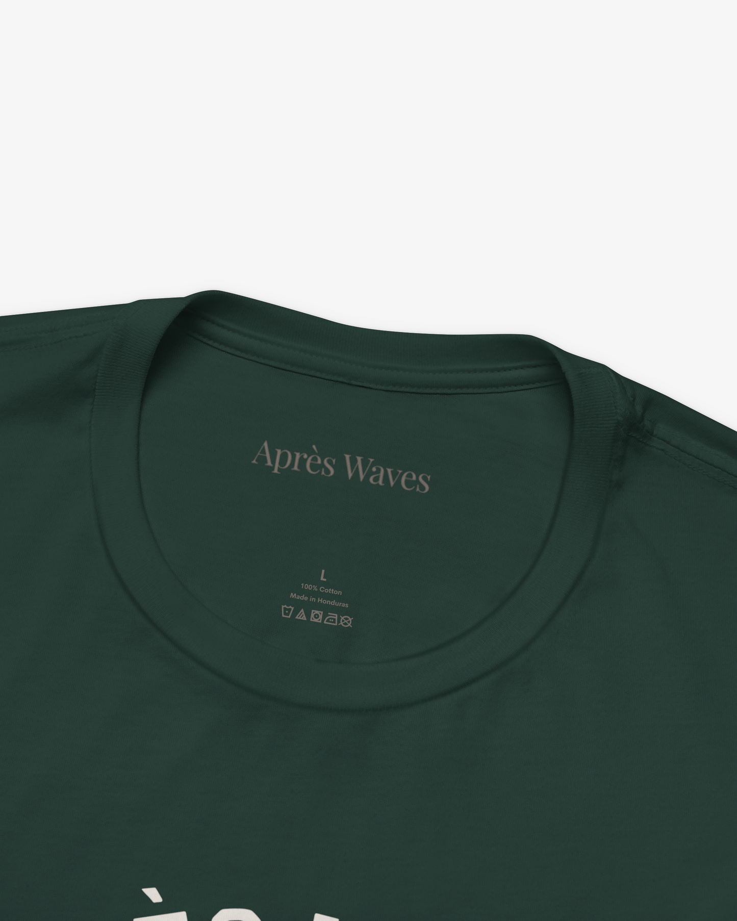 AW Social Club Forest tee collar detail - Après Waves