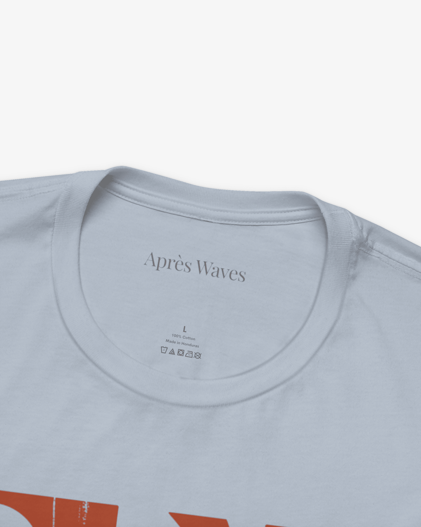 St Tropez Light Blue tee collar detail - Après Waves