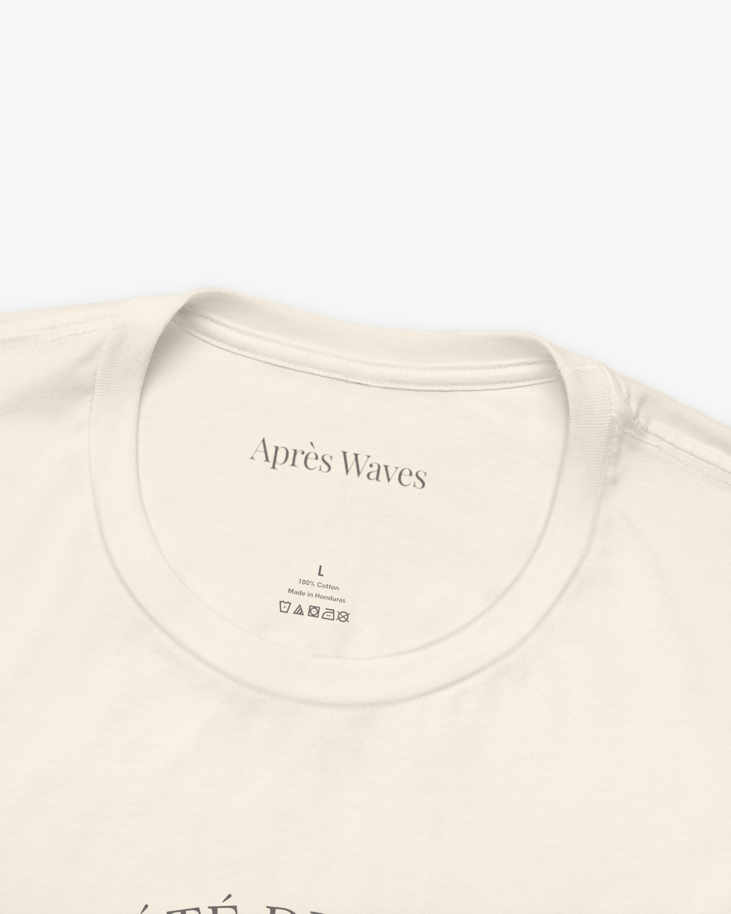 Société des Libres Ecru tee collar detail - Après Waves