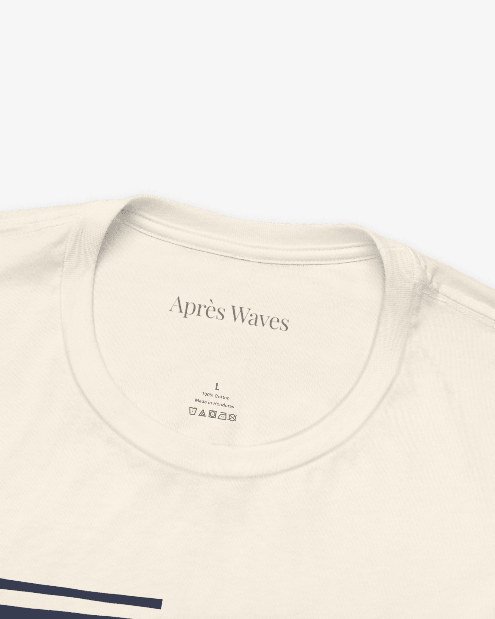La Marinière Ecru tee collar detail - Après Waves