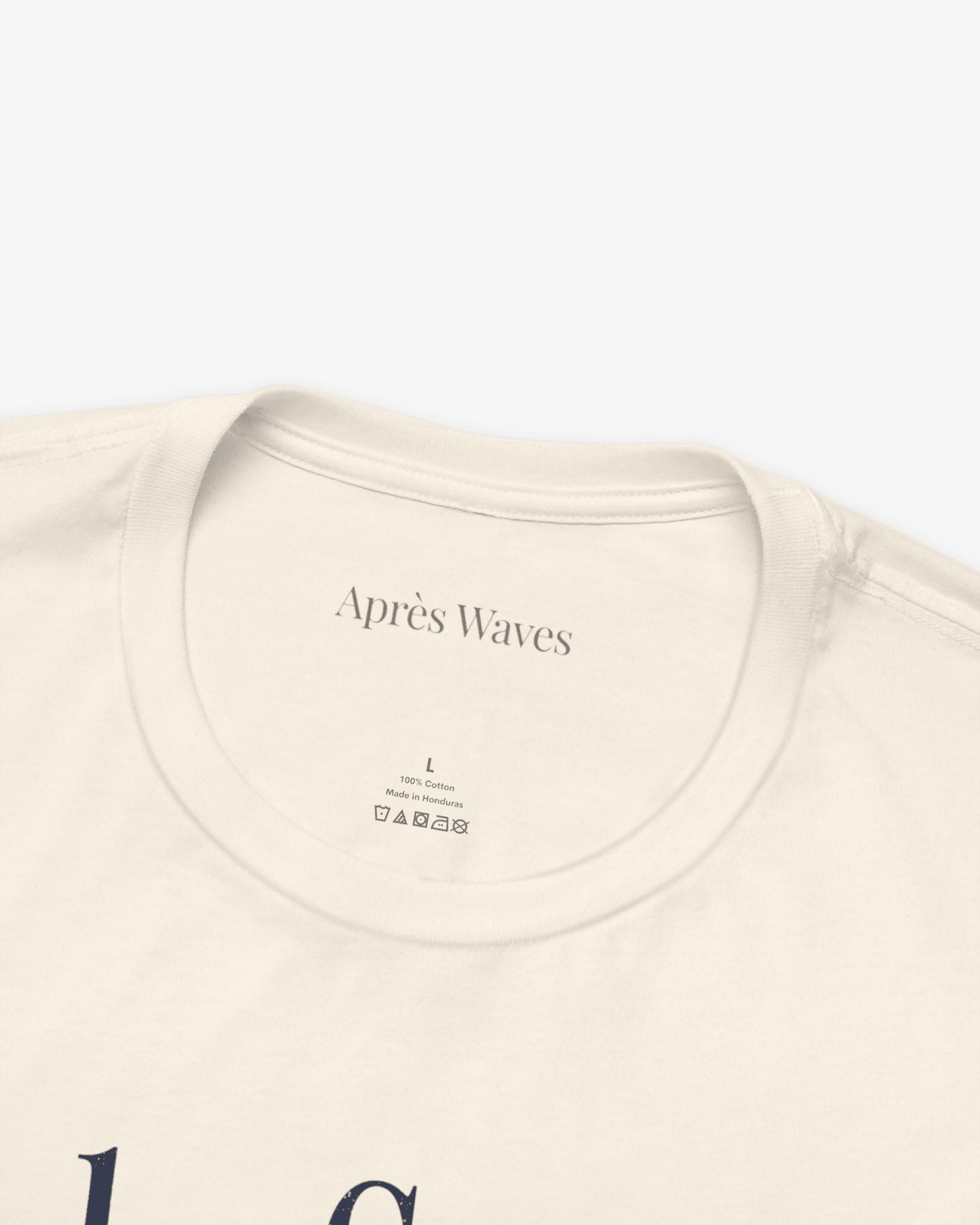 Sun and Shade Ecru tee collar detail - Après Waves