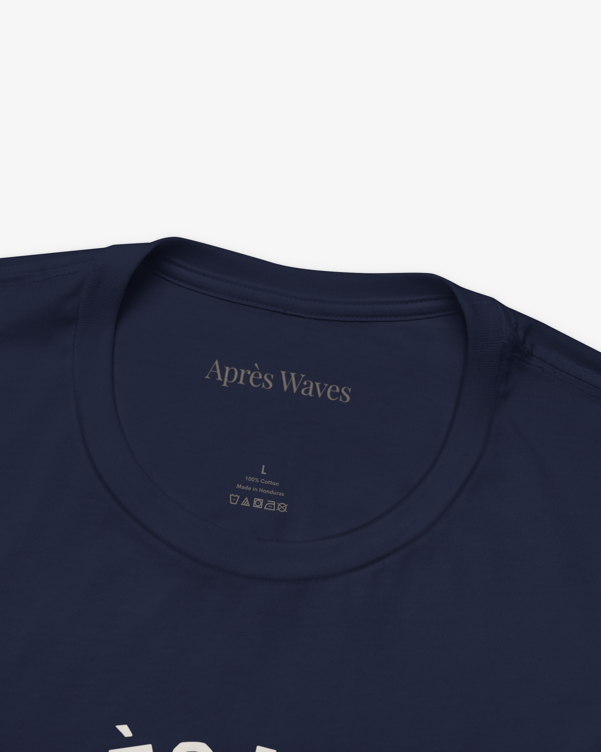 AW Social Club Navy tee collar detail - Après Waves