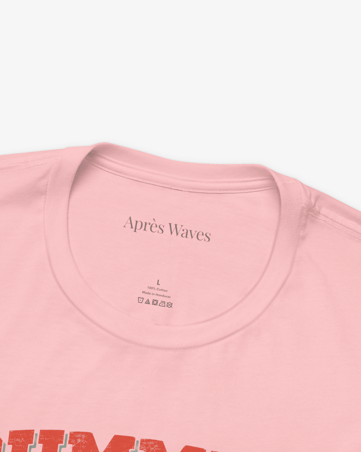 Summer Lovers Pink tee collar detail - Après Waves