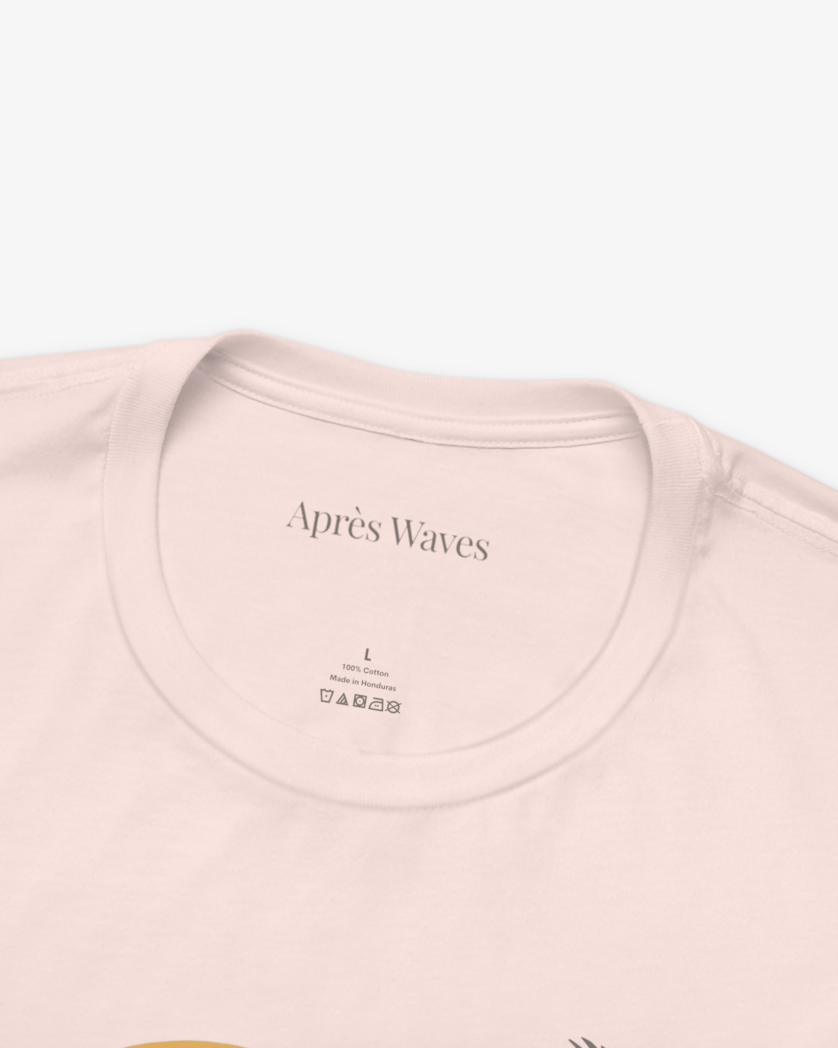 Life in Blue Soft Pink tee collar detail - Après Waves