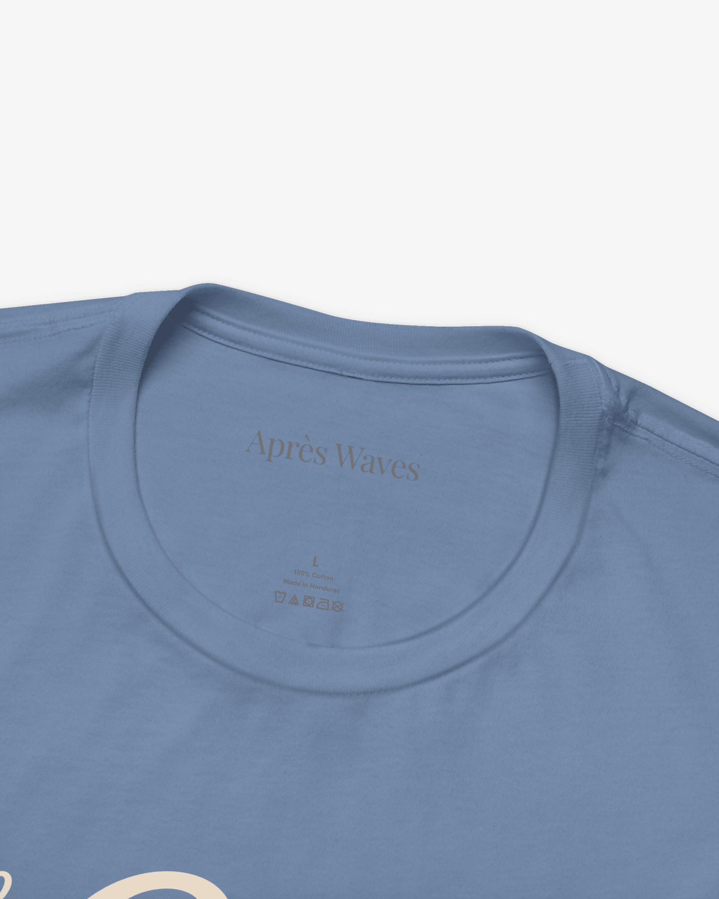 Le Soleil Steel Blue tee collar detail - Après Waves