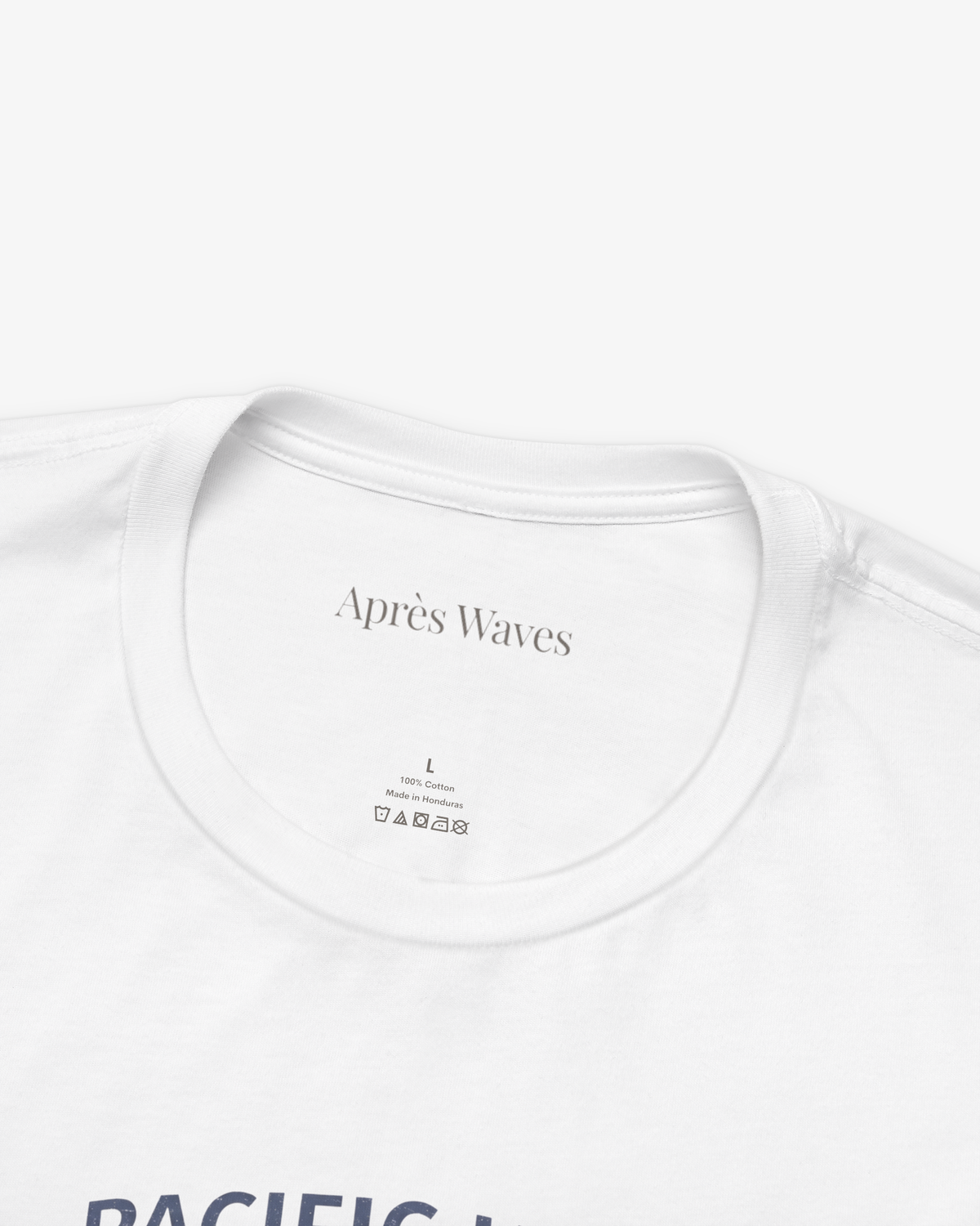 Monaco Motors White tee collar detail - Après Waves