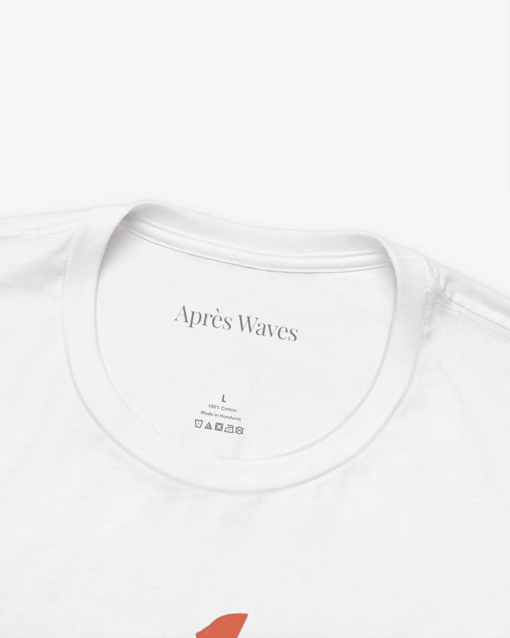 Electric 80s White tee collar detail - Après Waves