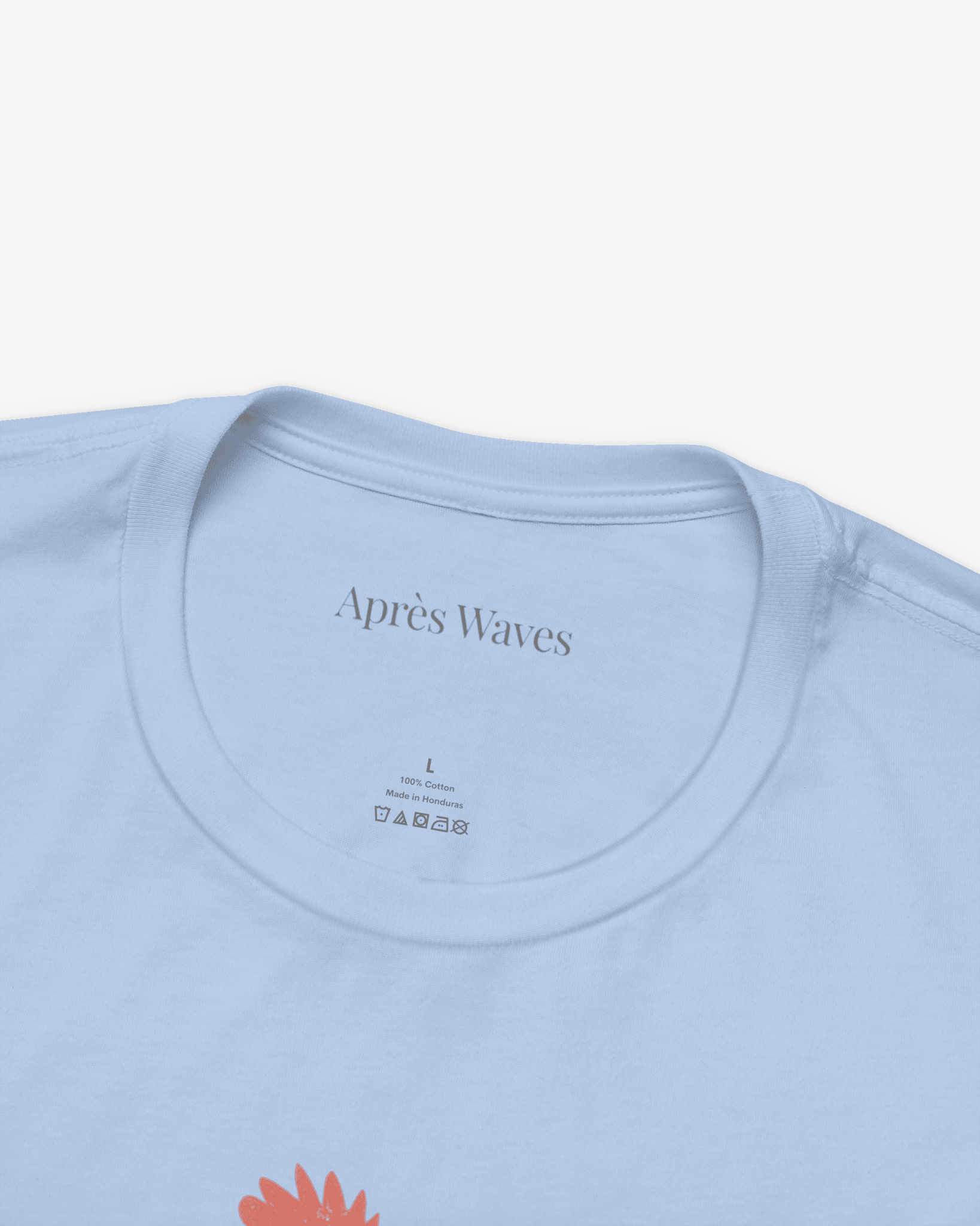 Waves are Calling Baby Blue tee collar detail - Après Waves