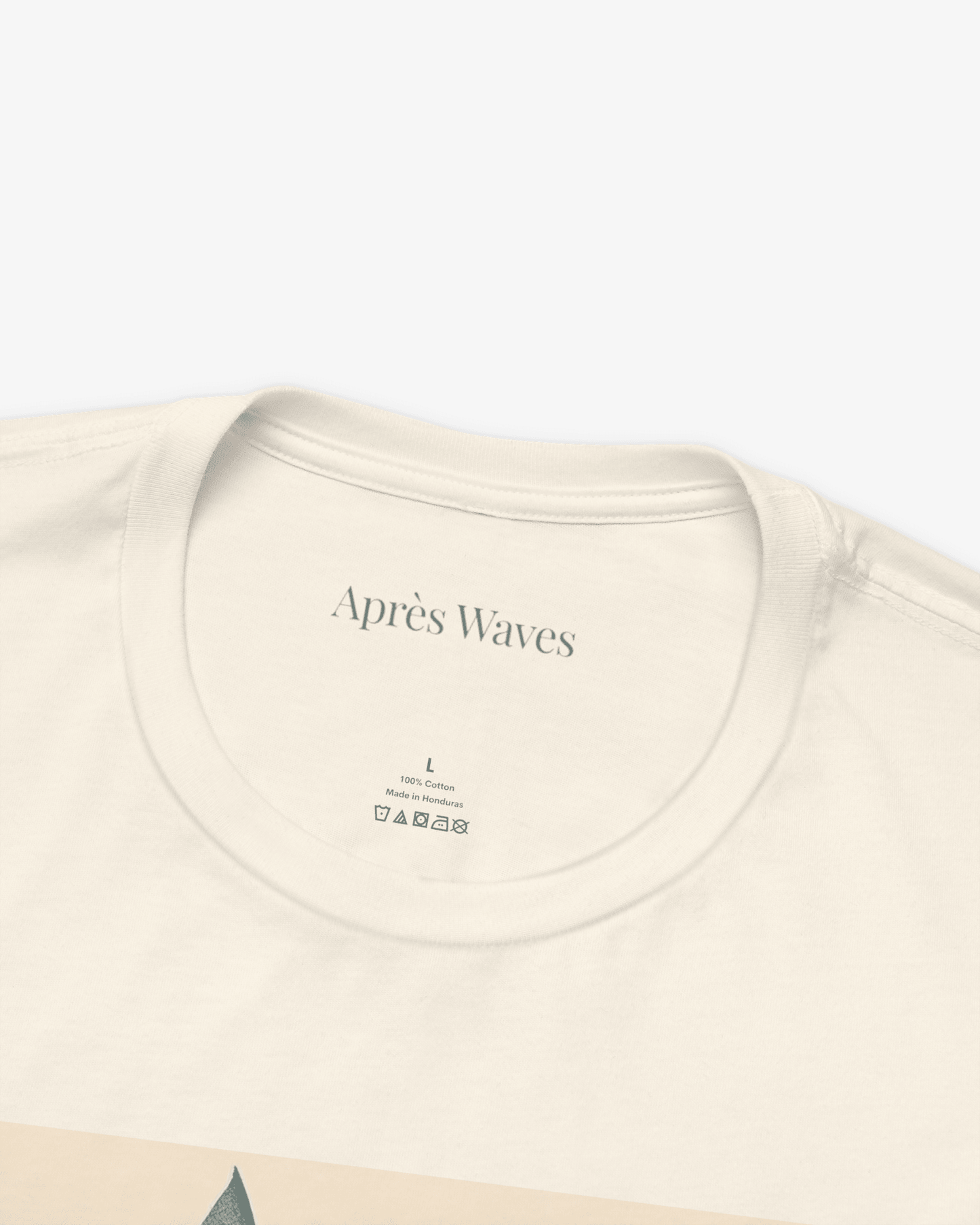 Old School Ecru tee collar detail - Après Waves