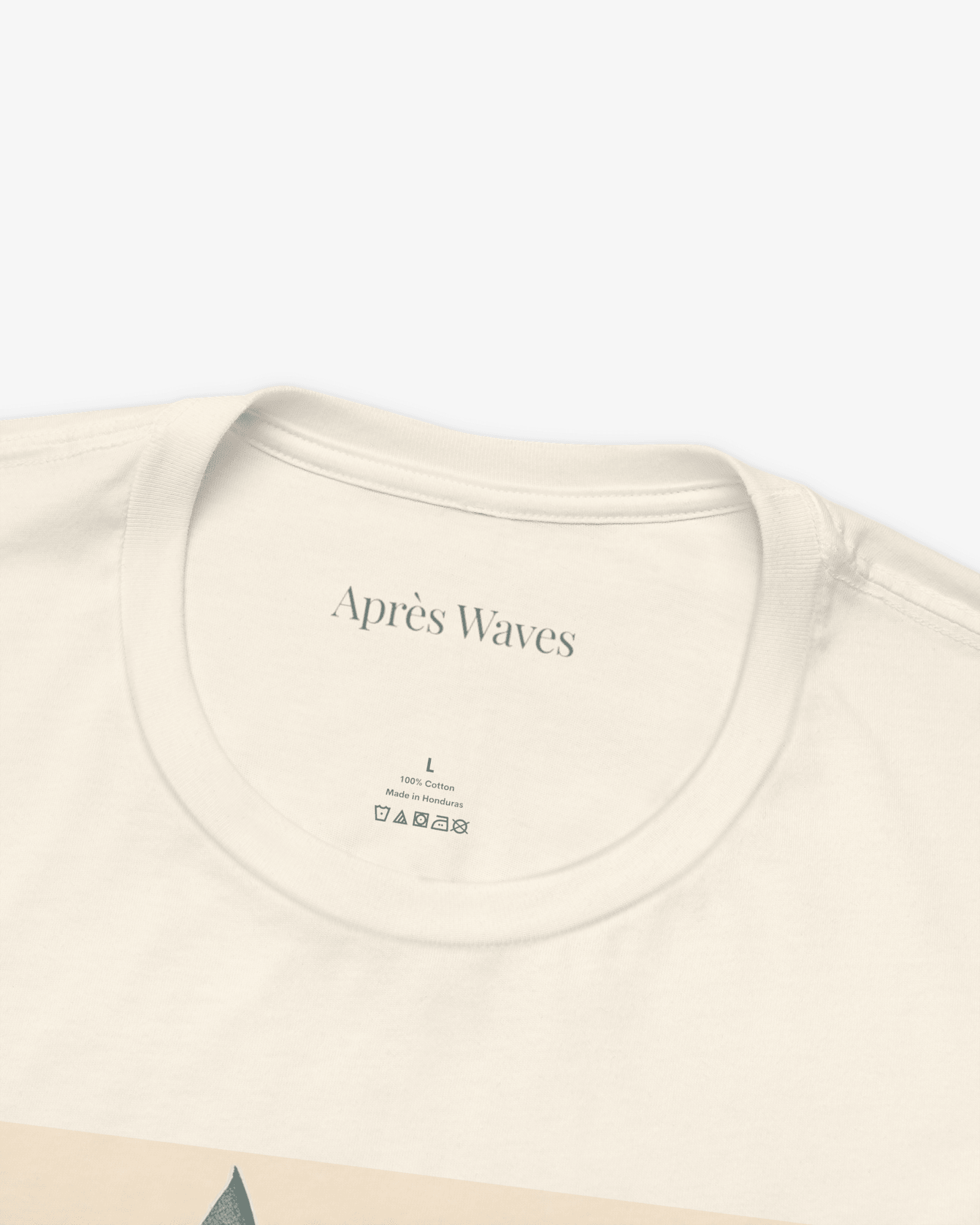 Old School Ecru tee collar detail - Après Waves