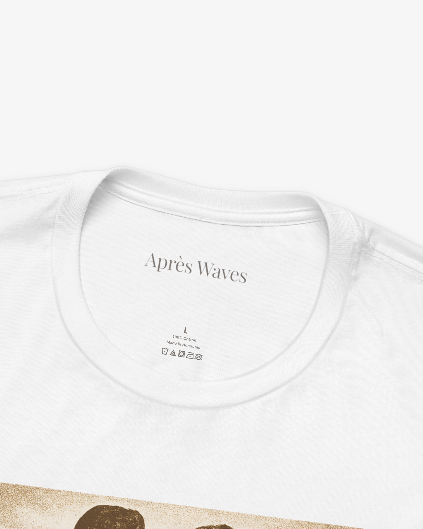 Eternity White tee collar detail - Après Waves